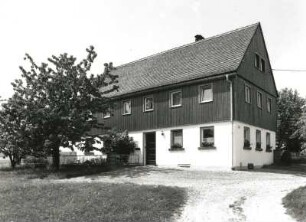 Panschwitz-Kuckau-Säuritz, Dorfstraße 29. Wohnhaus (1851/1900)