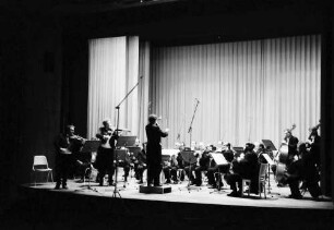 Badenweiler: Kurhaus Badenweiler, Einweihung; Konzert des Bremer Kammerorchesters