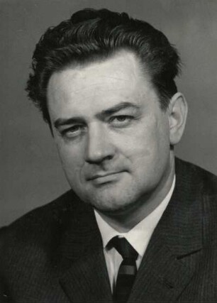 Porträt des Schriftstellers, Malers und Grafikers Armin Müller