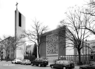 Kath. St. Konrad-Kirche; Berlin, Tempelhof-Schöneberg