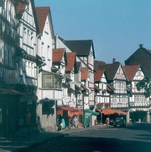 Bad Sooden-Allendorf. Fachwerkstraße Weinreihe