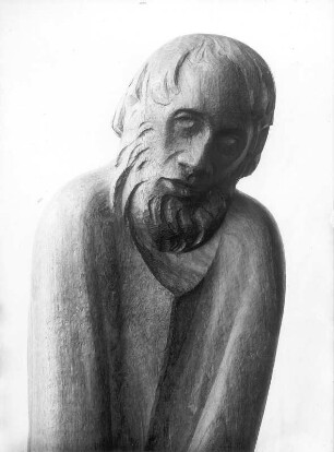 Der Zweifler. Teakholz, geschnitzt; H. 108 cm (1937; E. Barlach). Güstrow: Atelierhaus am Inselsee