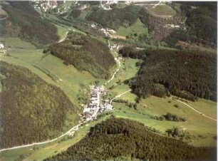 Probstzella-Schaderthal. Ortsteilansicht. Luftbild-Schrägaufnahme von Westnordwest
