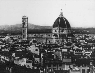 Florenz, Dom S. Maria del Fiore, Gesamtansicht von Süden; Arnolfo di Cambio; Giotto di Bondone; Brunelleschi, Filippo