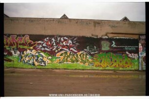 QuEY | "Quey"163 unleserlich | tREn | ONE | ..KANY | StEReo | STEREONE NoFX | BUY PHiLTAH TAPES | unleserlich | BSE | unleserlich Historial unleserlich Vitae Sapere Audium unleserlich | A ...AGONY DEViL KAPi GUSTo FRED iRAK STEREO HENKER DiSco unleserlich aTAY KARD ... PRODUCTiON | TNC | RÄTSEL | MINC