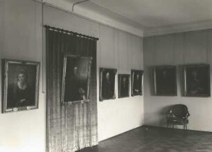 Schloss Pillnitz. Wasserpalais. Staatliche Gemäldegalerie Pillnitz. Erster Anton-Graff-Raum
