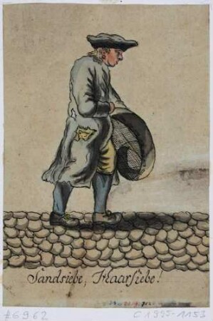 Dresdner Originale: Siebhändler in Dresden in typischer Tracht mit der Unterschrift "Sandsiebe, Haarsiebe!"