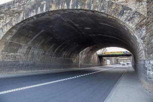 Eisenbahn-Parallelbrücken; Darmstadt, Gräfenhäuser Straße (B 3)