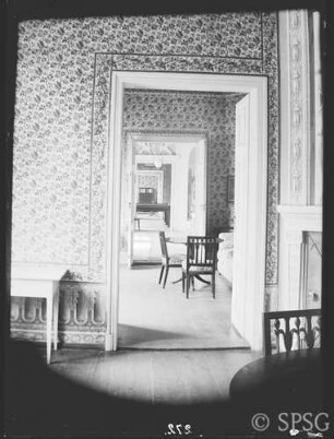 Paretz, Schloss, Zimmer mit gedruckter Kattuntapete.