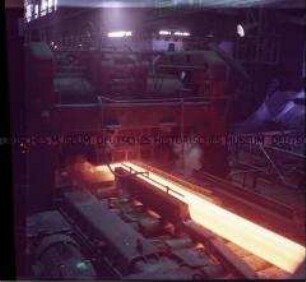 Produktion im VEB Stahl- und Walzwerk Brandenburg/Havel