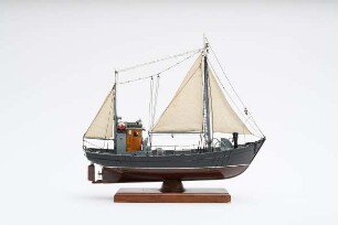 Modell 18-m-Fischkutter