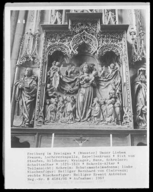 Schnitzaltar