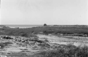 Der versandete Hafen von Leptis Magna : Landschaft mit Blick auf das Meer