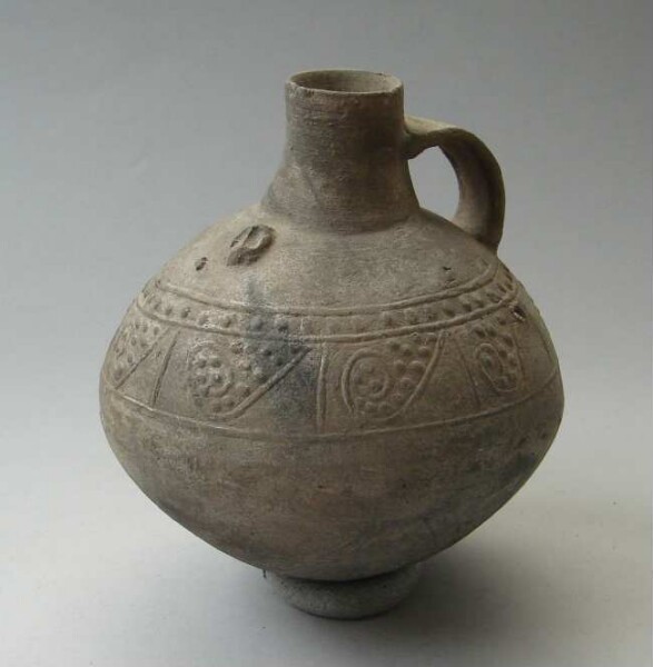 Clay vessel