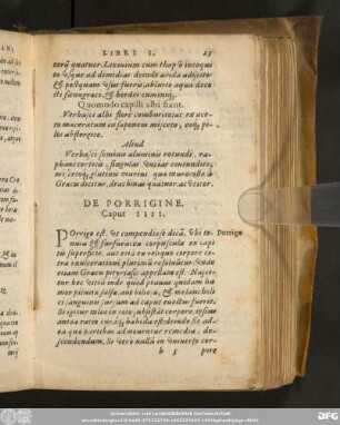 De Porrigine. Caput IIII.