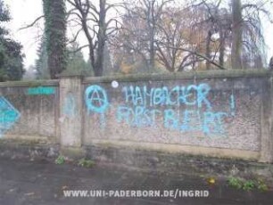 {ANARCHIE-A} | HAMBACHER FORST BLEIBT! | {HAMMER & SICHEL}