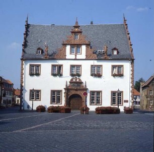 Groß-Umstadt. Rathaus (1596-1605)