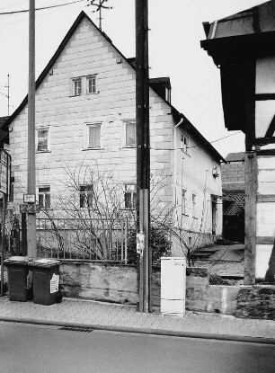 Taunusstein, Talstraße 18