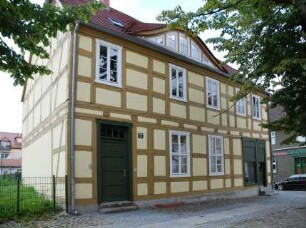 Angermünde, Markt 11
