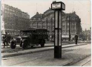 Der Alexanderplatz mit Berolinahaus und dem Kaufhaus Hermann Tietz