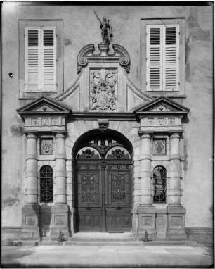 Baden-Baden Neues Schloss - Hauptbau Hauptportal