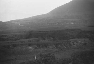 Badlandbildung : Berglandschaft in stark Regen