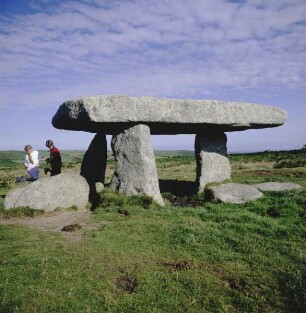 Lanyon Quoit & The Giant's Table & The Giant's Quoit