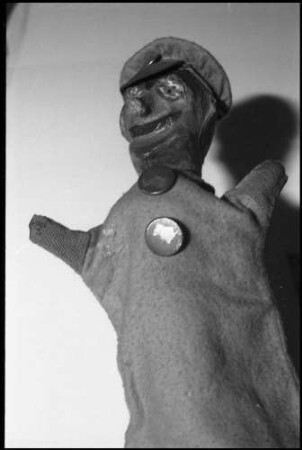 Atelier: Puppe Kasperle, Polizist