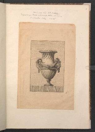 Vase mit Satyrköpfen
