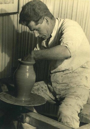 Töpfer bei der Arbeit