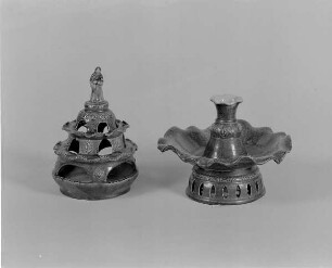 Kerzenständer : Kükentränke und Kerzenständer (1. H. 20. Jh.; wohl K. Feuerriegel)