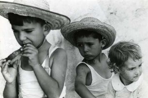 Drei Kinder, Peñiscola, Spanien