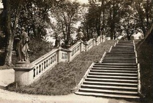 Würzburg, Residenz : Würzburg, Residenzplatz. Neue Residenz (1719-1744; B. Neumann). Treppe im Hofgarten