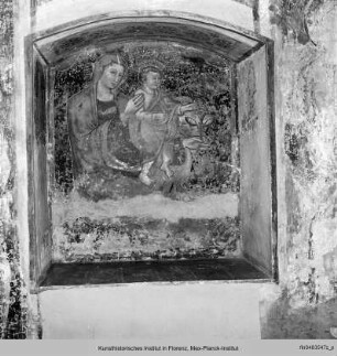 Nische mit einer Madonnen- und zwei Engelsdarstellungen : Madonna dell'Umiltà