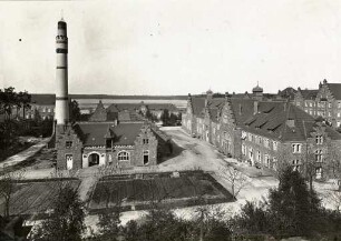 Städtisches Klinikum. Kesselhaus - Dampfschornstein
