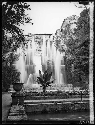 Tivoli: Villa d'Este, großer Wasserkst.