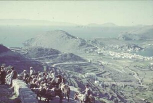 Reisefotos Griechenland. Rhodos. Straßenszene unweit eines Ortes (vielleicht Lindos)