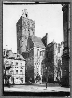 An der alten Marienkirche in Frankfurt/Oder : Frankfurt/Oder. Sankt Marienkirche. Ansicht von Südwesten