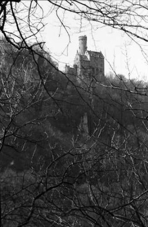 Honau: Schloss Lichtenstein von unten