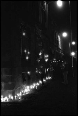 Montagsdemonstration vor der Dienststelle des MfS