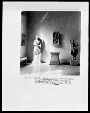Statue Grabmal