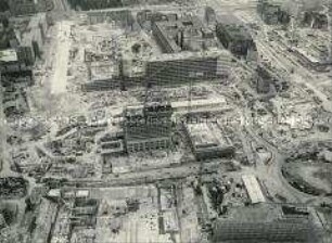 Blick auf die Baustelle Berlin Alexanderplatz