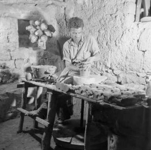Chios, Insel in der nördlichen Ägäis, Armolia, Töpfer in seiner Werkstatt