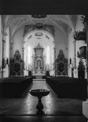 Mödingen. Dominikanerinnenkloster Maria Mödingen. Klosterkirche Mariä Himmelfahrt (1716-1718; D. Zimmermann). Inneres zum Altar