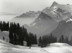 Blick vom Sonnenkopf ins Klostertal