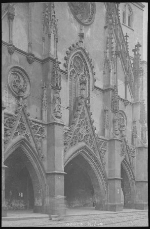 Chemnitz. Portal der Jakobikirche