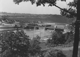 Baustelle von Wehr und Schleuse Hessigheim/Neckar