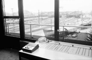 Karlsruhe: Hauptbahnhof; Gleisbildstellwerk; vom Stellwerk auf Hauptbahnhof