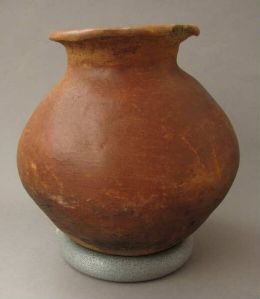 Clay vessel