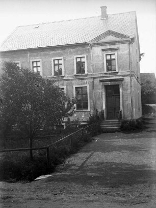 Halsbrücke-Conradsdorf-Falkenberg. Wohnhaus. Gartenansicht (?)